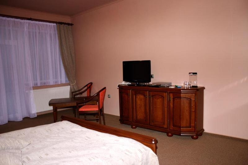Hotel Zlaty Lev Louny Zimmer foto